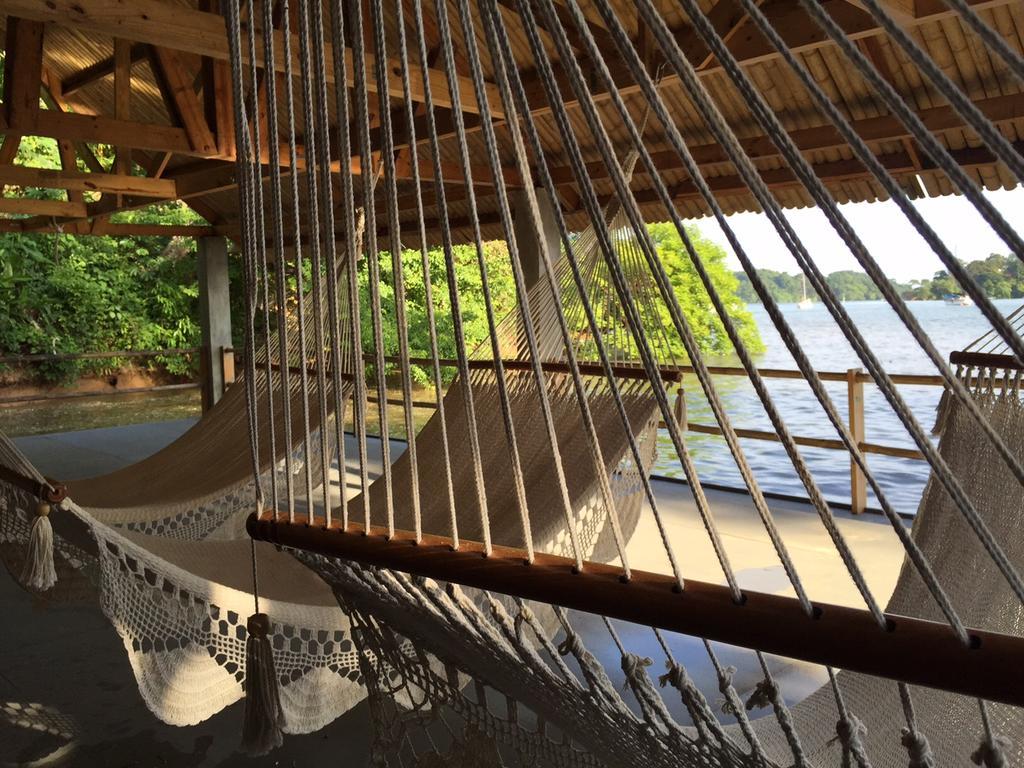 Bocas Del Mar Hotel Бока Чика Екстериор снимка